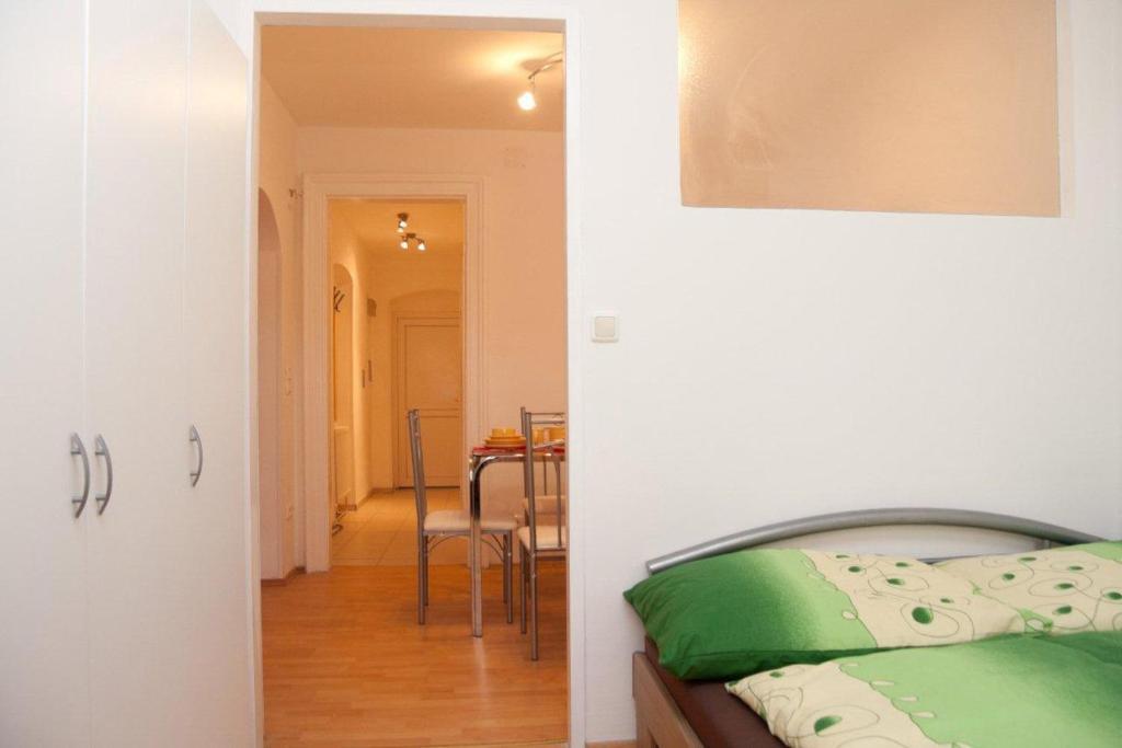 Raisa Apartments Fuenkhgasse Pressbaum Quarto foto